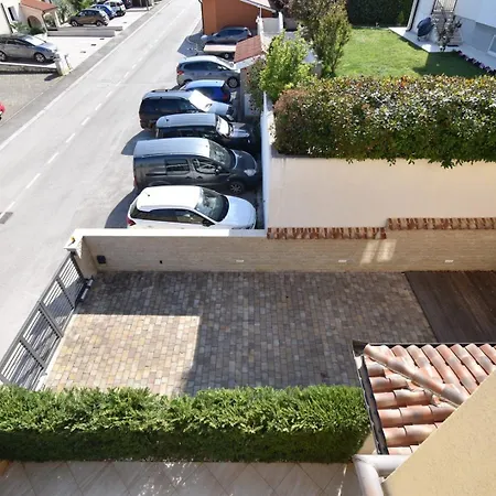 Apartment Luxury 600 From The Premantura