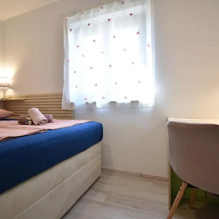 Apartment Luxury 600 From The *
