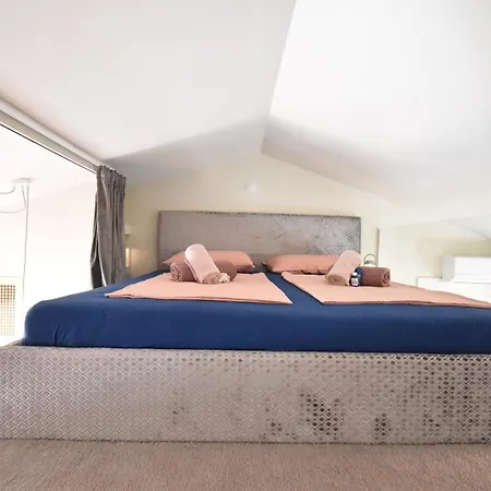 Apartment Luxury 600 From The