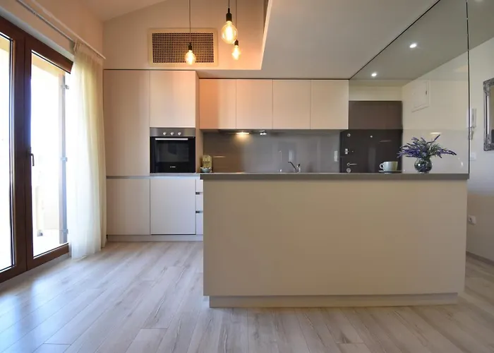 Luxury 600 From The *