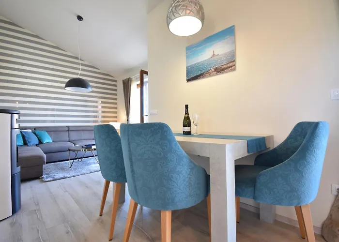 Luxury 600 From The Premantura